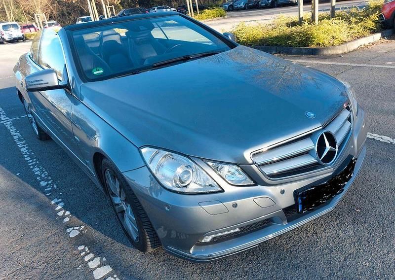 Gebraucht Mercedes E350 Avantgarde 292 PS (214 kW) 2011 Grau Cabrio