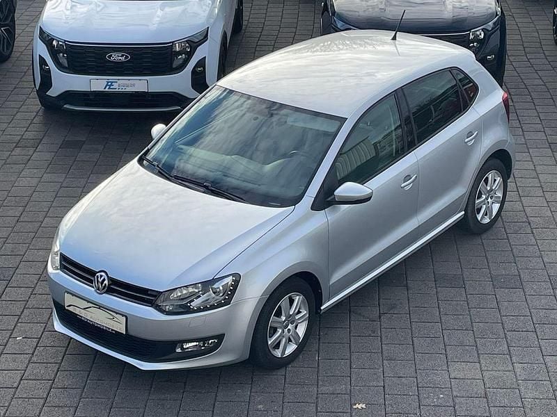 Gebraucht VW Polo Comfortline 90 PS (66 kW) 2012 Silber Limousine