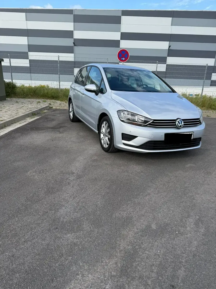 Gebraucht VW Golf Sportsvan 110 PS (80 kW) 2014 Silber Van / Kleinbus