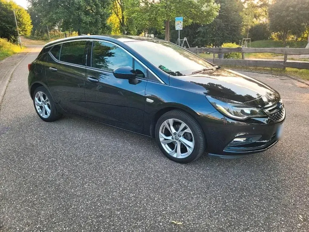 Gebraucht Opel Astra 150 PS (110 kW) 2016 Schwarz Kleinwagen