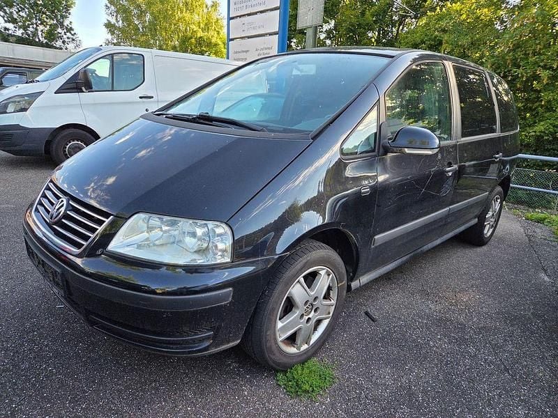 Gebraucht 2004 VW Sharan Van / Kleinbus | 1.989 € (Superpreis) - Bild 1/4