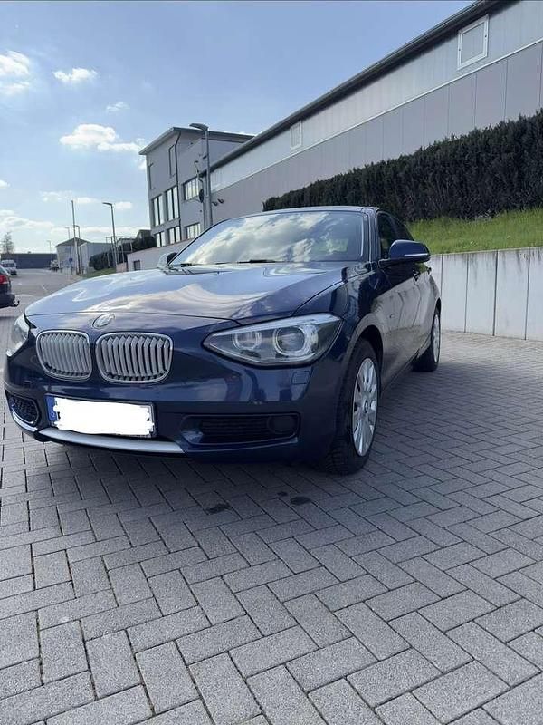 Gebraucht BMW 116 Advantage 136 PS (100 kW) 2014 Blau Kleinwagen