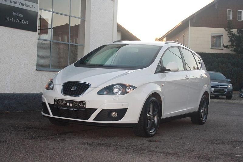 Gebraucht 2015 Seat Altea XL Sun Van / Kleinbus | 5.900 € (Fairer Preis) - Bild 1/4