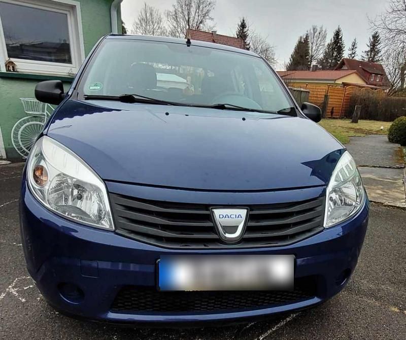 Gebraucht Dacia Sandero 75 PS (55 kW) 2009 Blau Kleinwagen