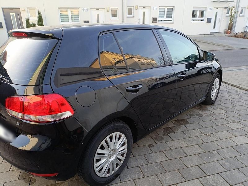 Gebraucht VW Golf VI 102 PS (75 kW) 2009 Schwarz Kleinwagen
