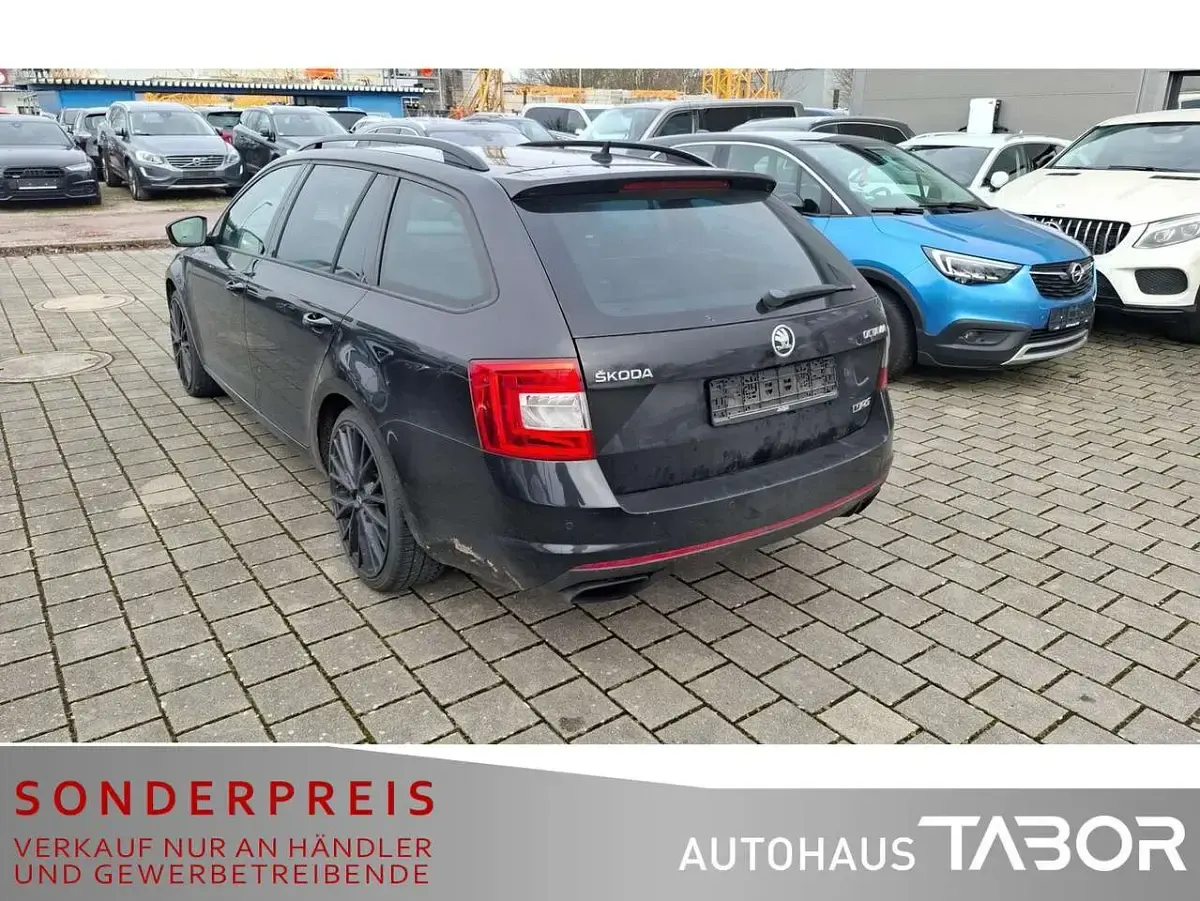 Gebraucht Skoda Octavia RS 230 PS (169 kW) 2016 Cerna magic/black magic Kleinwagen