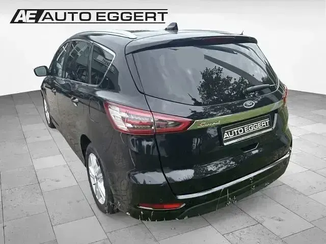 Gebraucht Ford S-MAX Titanium 150 PS (110 kW) 2020 Shadow black Van / Kleinbus