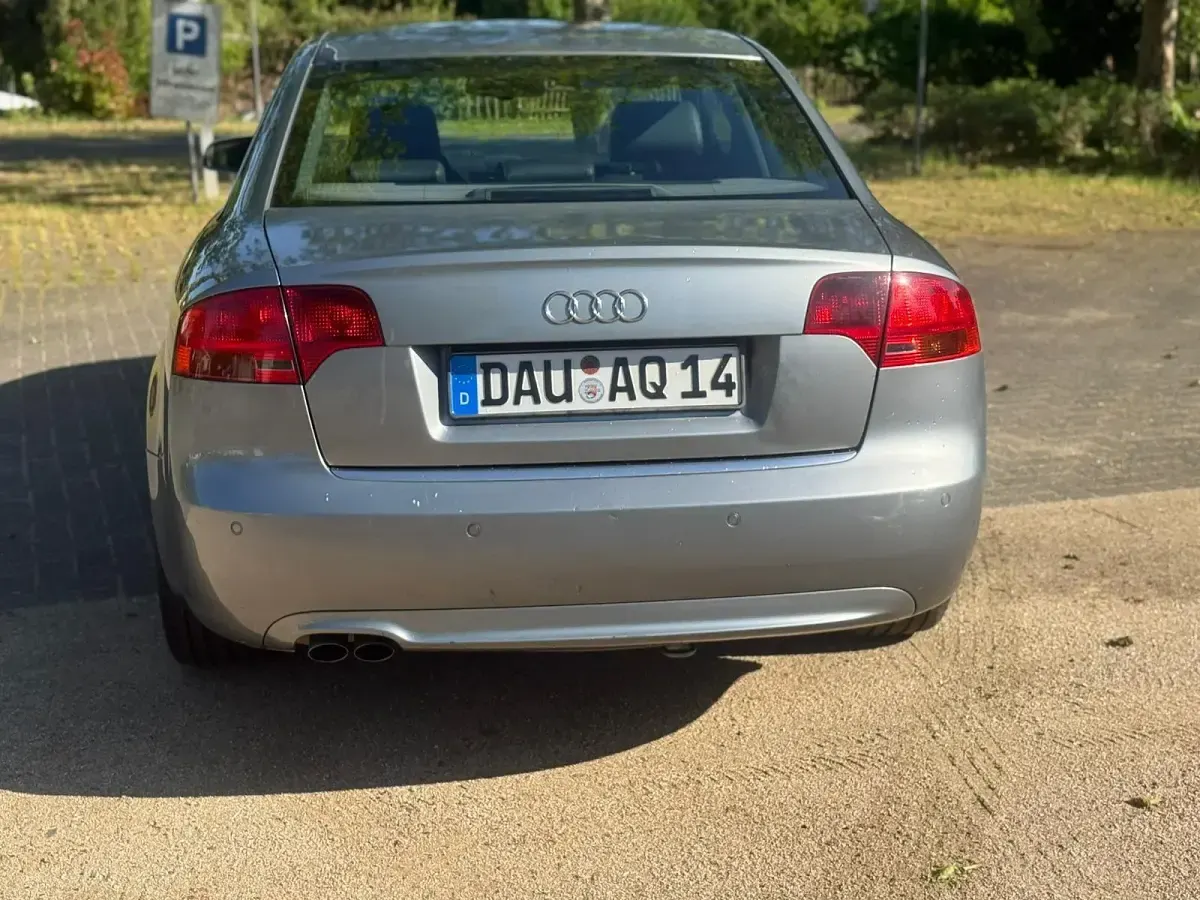Gebraucht Audi A4 S-Line 140 PS (102 kW) 2007 Grau Limousine