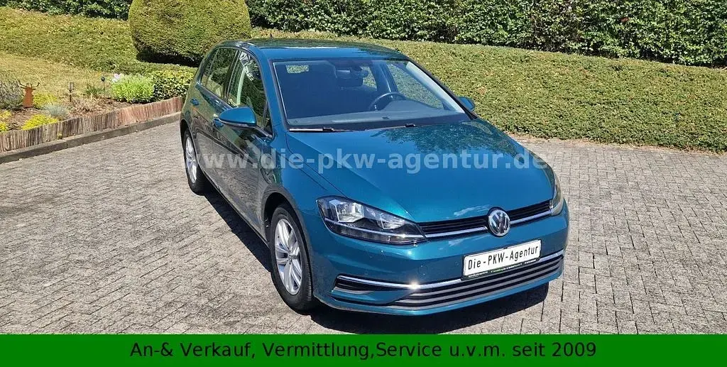 Gebraucht VW Golf VII Comfortline 86 PS (63 kW) 2017 Grün Limousine