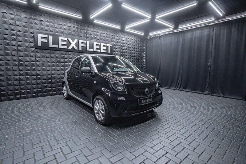 Gebraucht Smart ForFour 71 PS (52 kW) 2015 Schwarz Kleinwagen