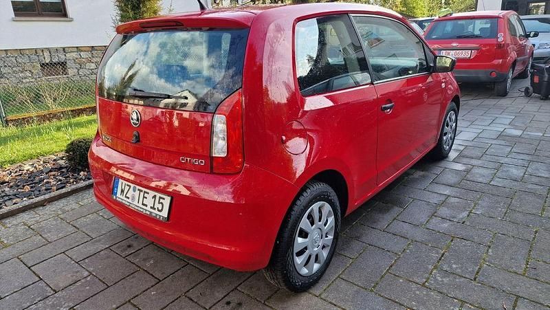 Gebraucht Skoda Citigo Active 60 PS (44 kW) 2019 Rot Kleinwagen