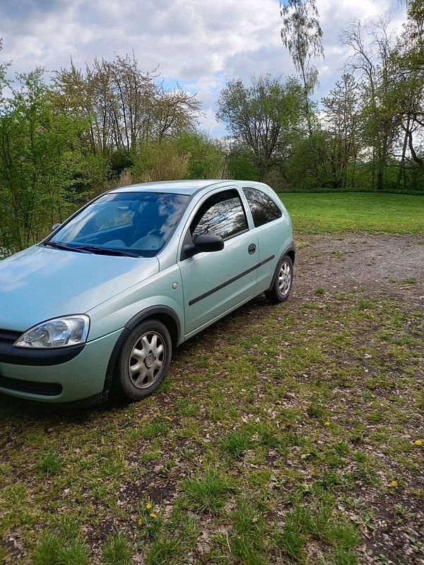 Używany Opel Corsa 58 KM (42 kW) 2001 Hatchback