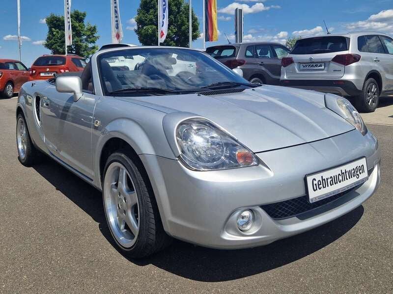 Silver mica metallic Gebraucht 2005 Toyota MR2 Basis Cabrio | 16.650 € (Etwas zu teuer) - Bild 1/4