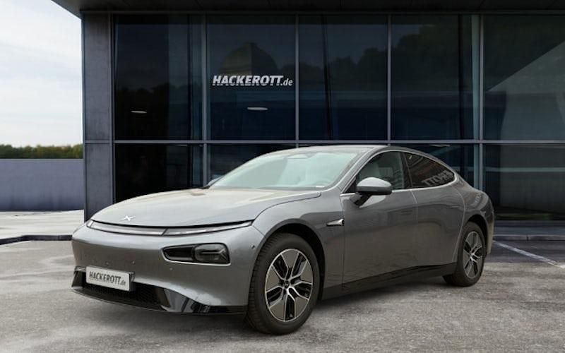 Neu XPENG P7 RWD Long Range 202 kW (276 PS) 2025 Grau Limousine