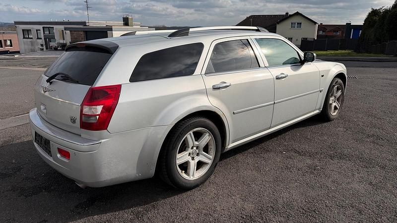 Gebraucht Chrysler 300C 218 PS (160 kW) 2006 Silber Kombi