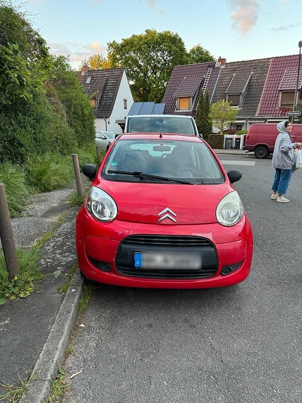 Rot Gebraucht 2009 Citroën C1 Kleinwagen | 1.300 € (Guter Preis) - Bild 1/4