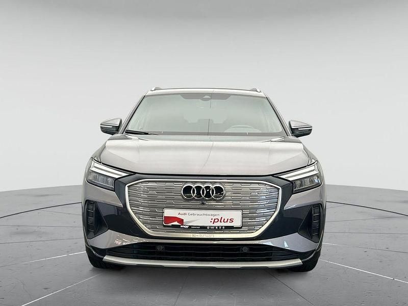 Gebraucht Audi Q4 e-tron Ambiente 150 kW (204 PS) 2023 Taifungrau metallic SUV