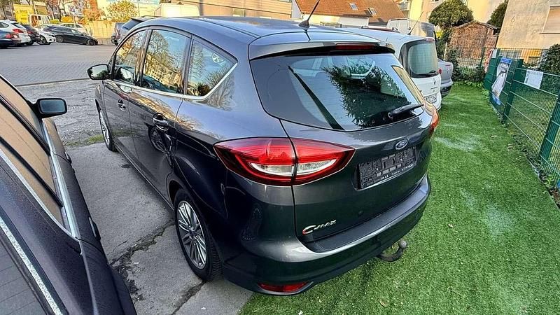 Second-hand Ford C-MAX Titanium 120 CP (88 kW) 2017 Auriu Monovolum