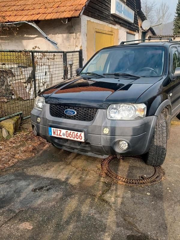 Schwarz Gebraucht 2005 Ford Maverick SUV | 2.590 € (Fairer Preis) - Bild 1/4