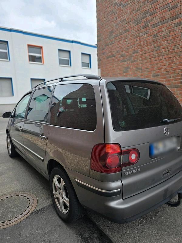 Gebraucht VW Sharan 140 PS (102 kW) 2009 Grün Van / Kleinbus