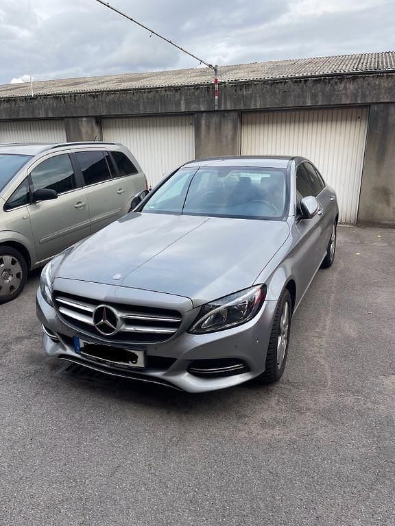 Grau Gebraucht 2015 Mercedes C180 Avantgarde Limousine | 11.200 € (Guter Preis) - Bild 1/4