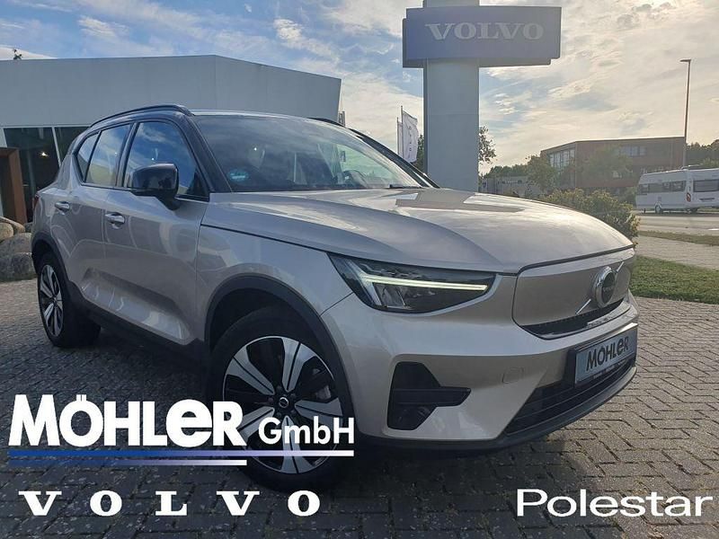 Bright dusk metallic Gebraucht 2022 Volvo XC40 Plus SUV | 29.990 € (Fairer Preis) - Bild 1/4