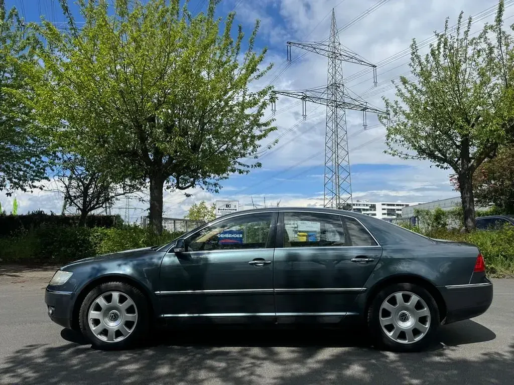 Gebraucht VW Phaeton 313 PS (230 kW) 2006 Grau Limousine