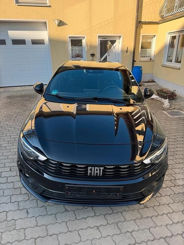 Gebraucht Fiat Tipo 130 PS (95 kW) 2021 Schwarz Kombi