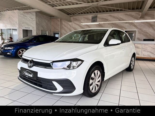 Weiß Gebraucht 2024 VW Polo Life Limousine | 16.980 € (Guter Preis) - Bild 1/4
