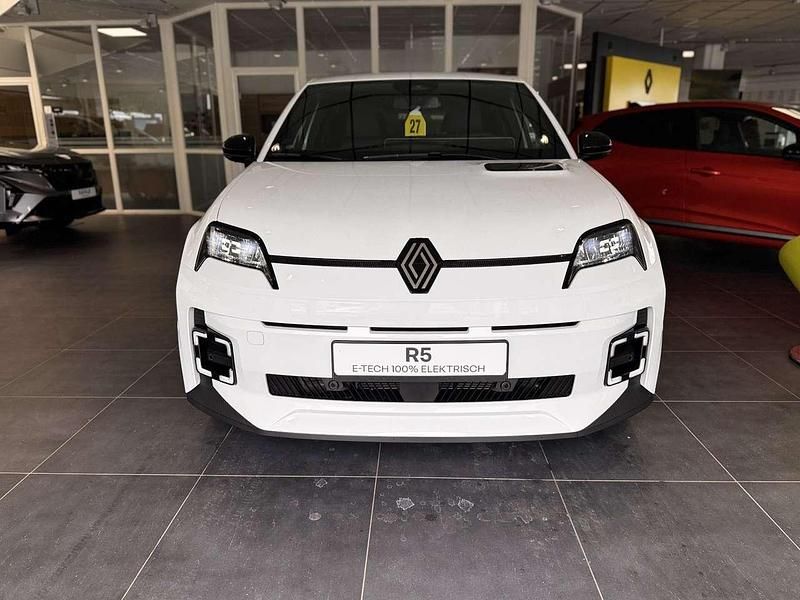Neu Renault 5 E-Tech Urban 77 kW (106 PS) 2025 Perlmuttweiß metallic Limousine