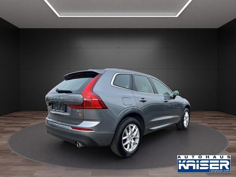 Gebraucht Volvo XC60 Momentum 197 PS (144 kW) 2021 Grau SUV