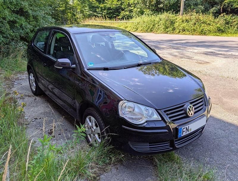 Schwarz Gebraucht 2005 VW Polo Comfortline Limousine | 1.000 € (Superpreis) - Bild 1/4