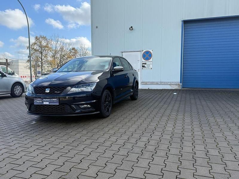 Gebraucht Seat Toledo Style 125 PS (91 kW) 2015 Schwarz Kleinwagen