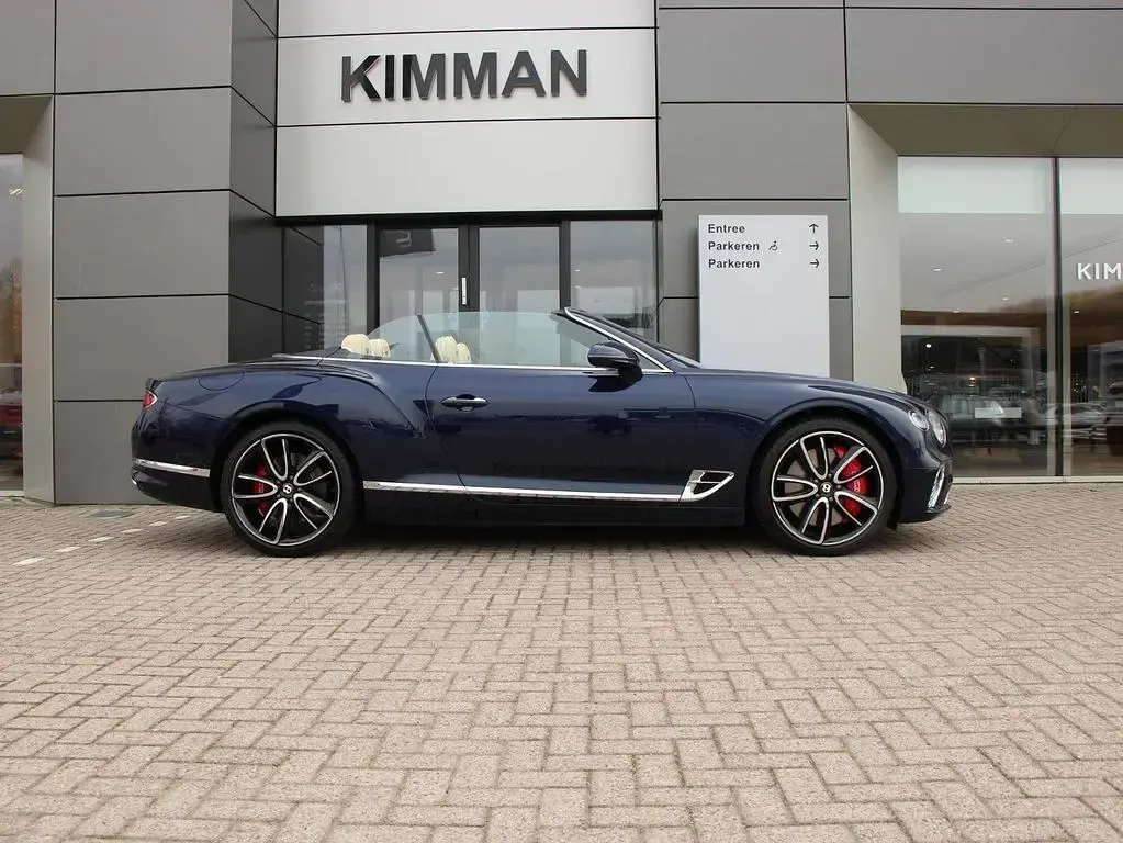 Gebraucht Bentley Continental GT Convertible 635 PS (467 kW) 2019 Blau Cabrio
