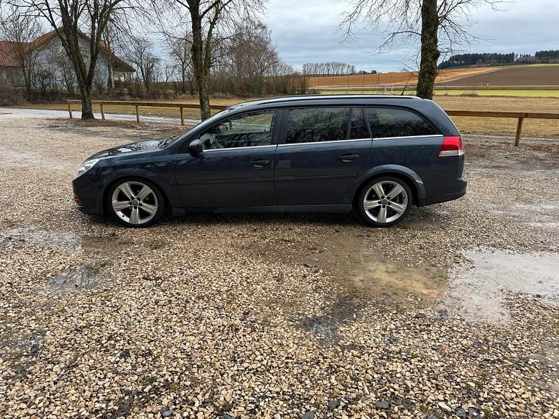 Gebraucht Opel Vectra 150 PS (110 kW) 2007 Blau Kombi