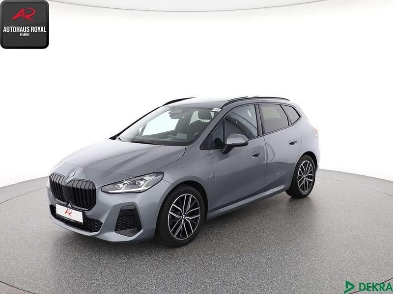 Skyscraper grau Gebraucht 2022 BMW 220 Active Tourer M Sport Van / Kleinbus | 28.780 € (Etwas zu teuer) - Bild 1/4