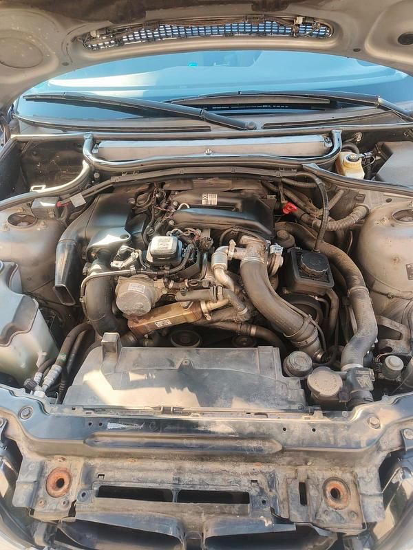 Gebraucht BMW 320 150 PS (110 kW) 2004 Grau Kombi