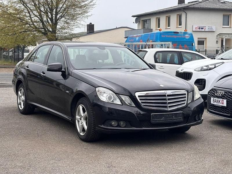 Gebraucht Mercedes E220 170 PS (125 kW) 2009 Schwarz Limousine