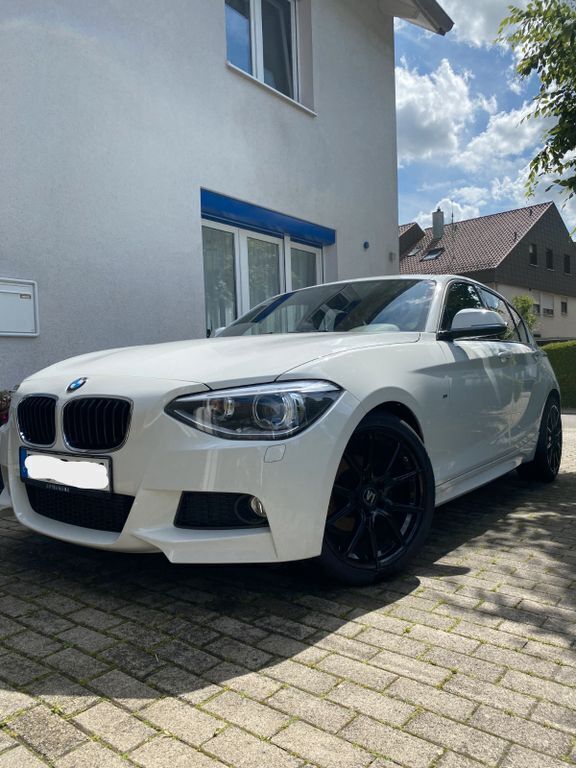 Gebraucht BMW 116 M Sport 136 PS (100 kW) 2015 Weiß Kleinwagen