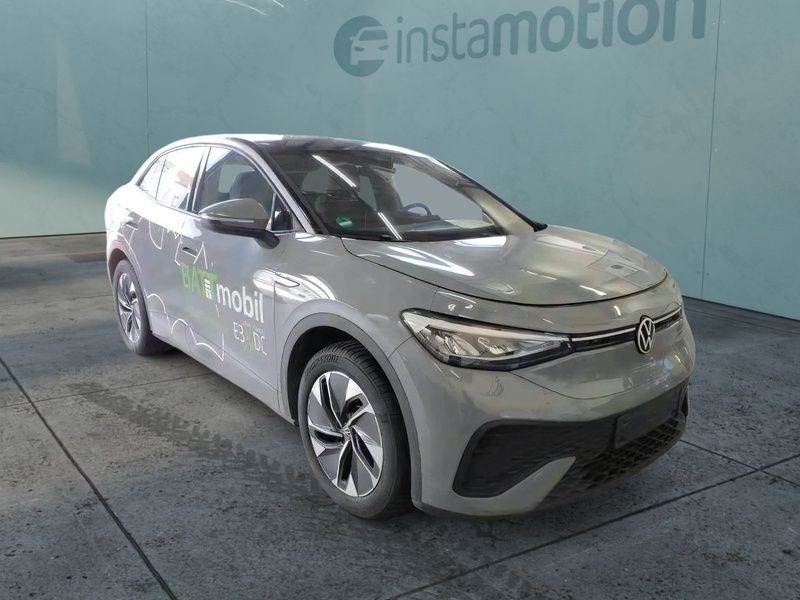 Grau Gebraucht 2023 VW ID.5 Pro Performance SUV | 31.640 € (Guter Preis) - Bild 1/4