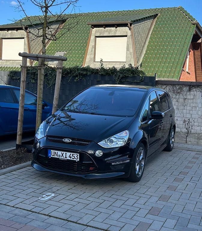 Schwarz Gebraucht 2012 Ford S-MAX Titanium S Van / Kleinbus | 5.700 € (Superpreis) - Bild 1/4