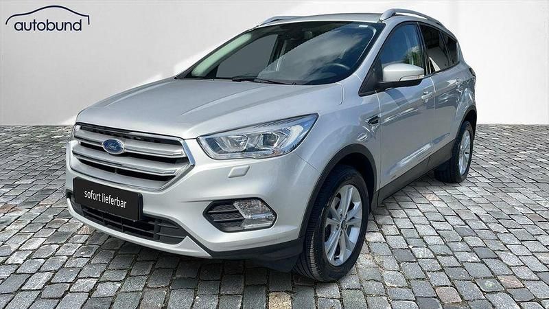 Silber Gebraucht 2018 Ford Kuga Titanium SUV | 9.970 € (Superpreis) - Bild 1/4