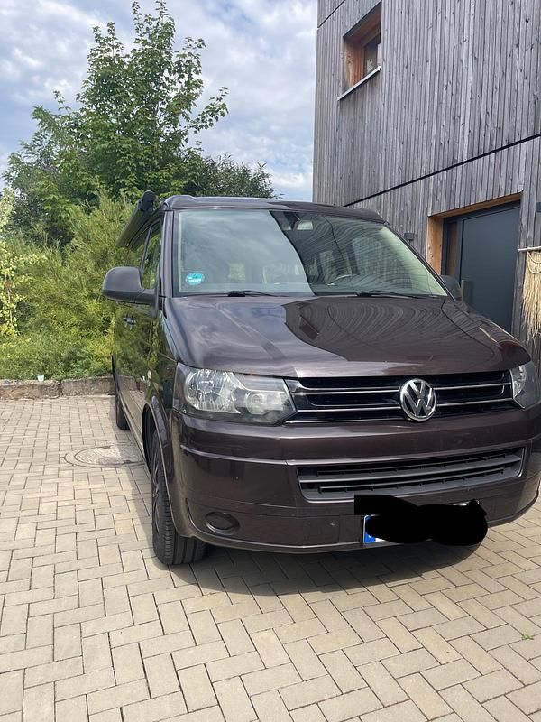 Braun Gebraucht 2011 VW T5 Beach Van | 21.900 € - Bild 1/4