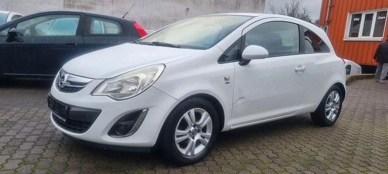 Używany Opel Corsa Satellite 69 KM (50 kW) 2011 Biały Hatchback