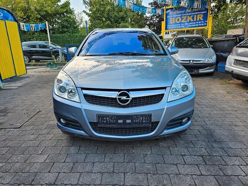 Gebraucht Opel Vectra 155 PS (114 kW) 2006 Lichtsilber m2 Kombi