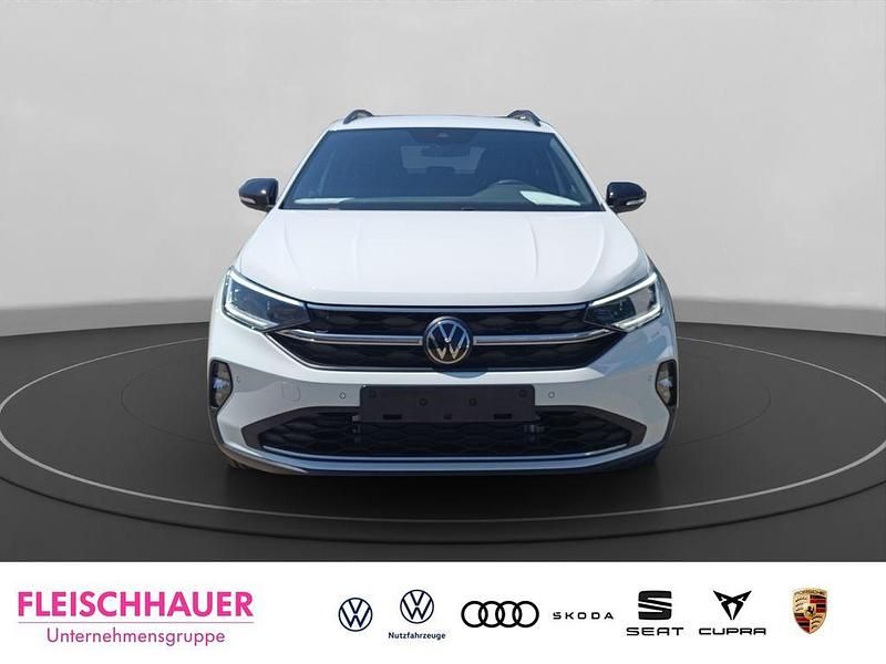 Gebraucht VW Taigo Move 150 PS (110 kW) 2023 Weiss SUV