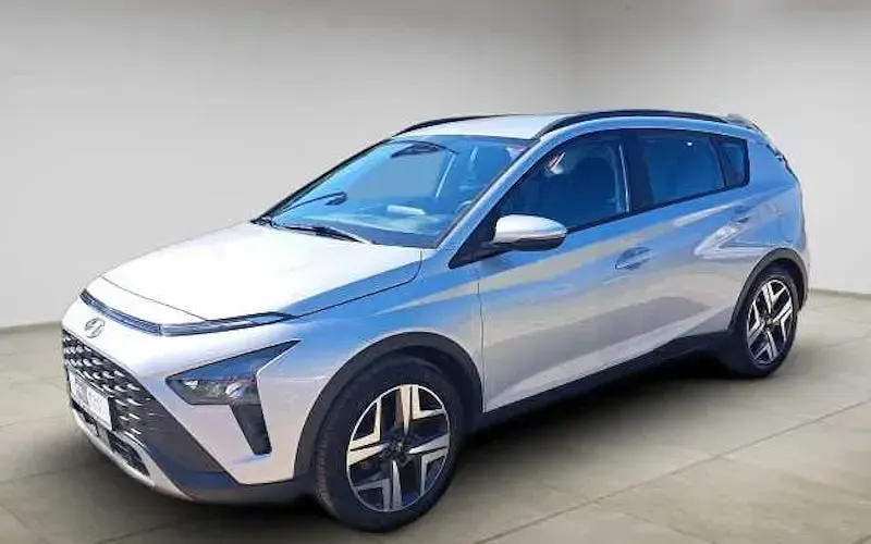 Gebraucht Hyundai Bayon Intro Edition 101 PS (74 kW) 2021 Silber SUV