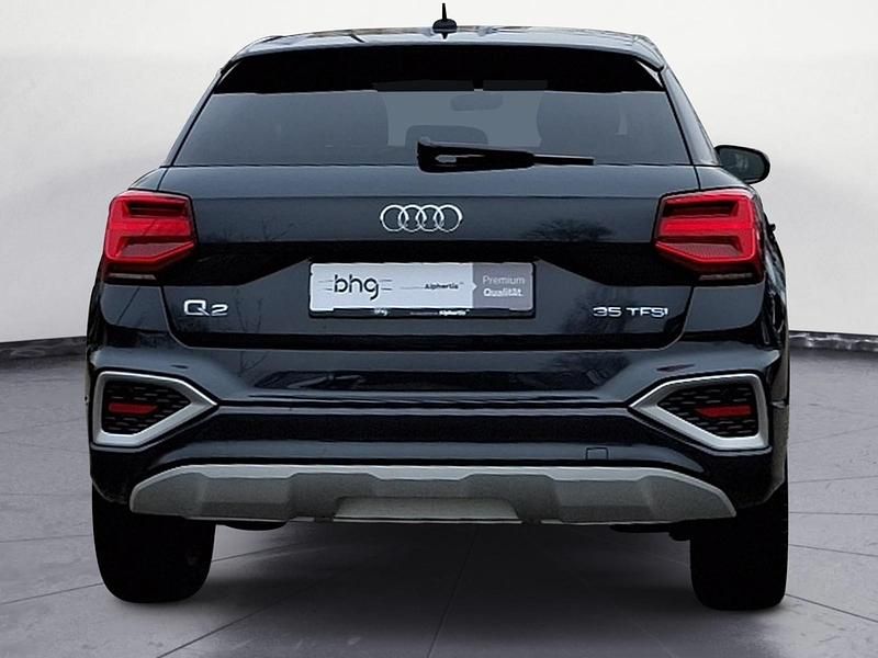 Neu Audi Q2 Advanced Plus 150 PS (110 kW) 2025 Grau SUV