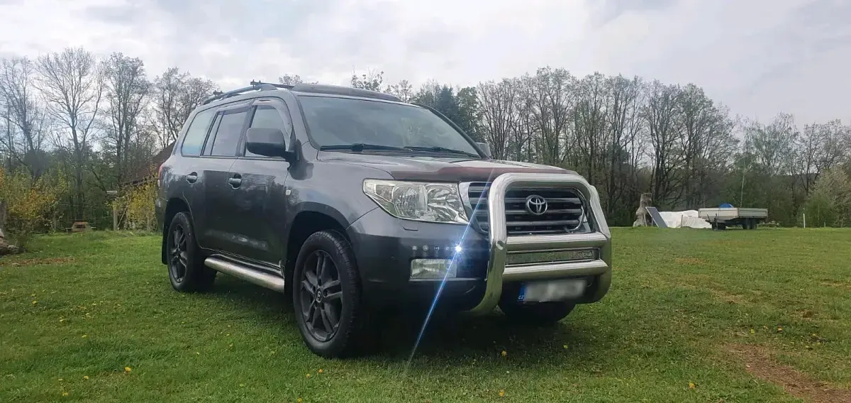 Gebraucht Toyota Land Cruiser V8 282 PS (207 kW) 2008 Grau SUV