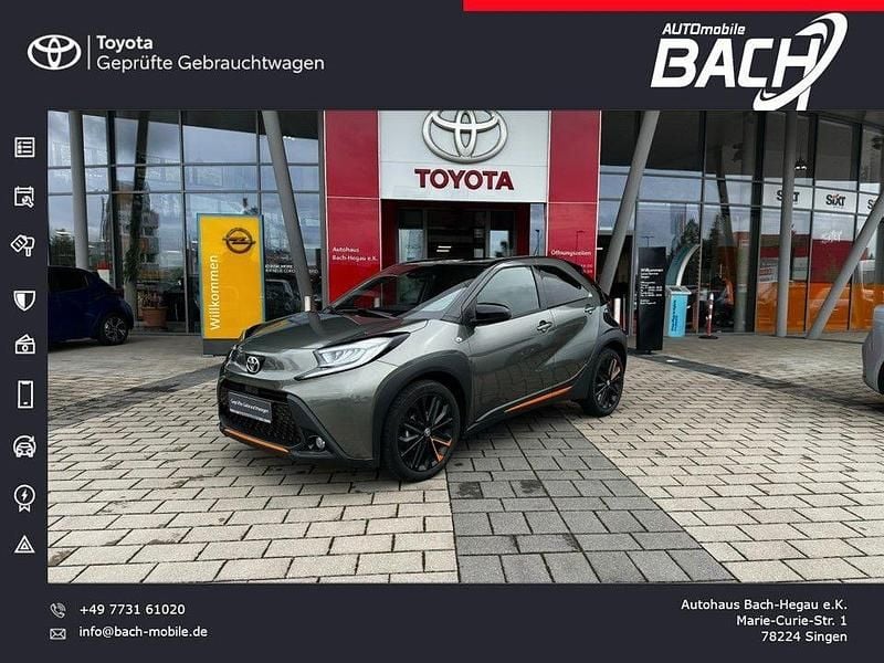 Cardamon green / black mica Gebraucht 2022 Toyota Aygo Limited Kleinwagen | 18.490 € (Guter Preis) - Bild 1/4